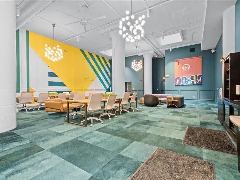 Cozysuites Lavish 1Br, Downtown Піттсбург Екстер'єр фото